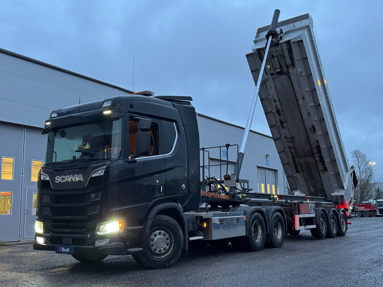 Dragbil med Tipptrailer Scania R520 A 6X4 NB -2018 | Istrail - رأس تريلا, نصف مقطورة قلابة: صورة 1 Dragbil med Tipptrailer Scania R520 A 6X4 NB -2018 | Istrail - رأس تريلا, نصف مقطورة قلابة: صورة 1