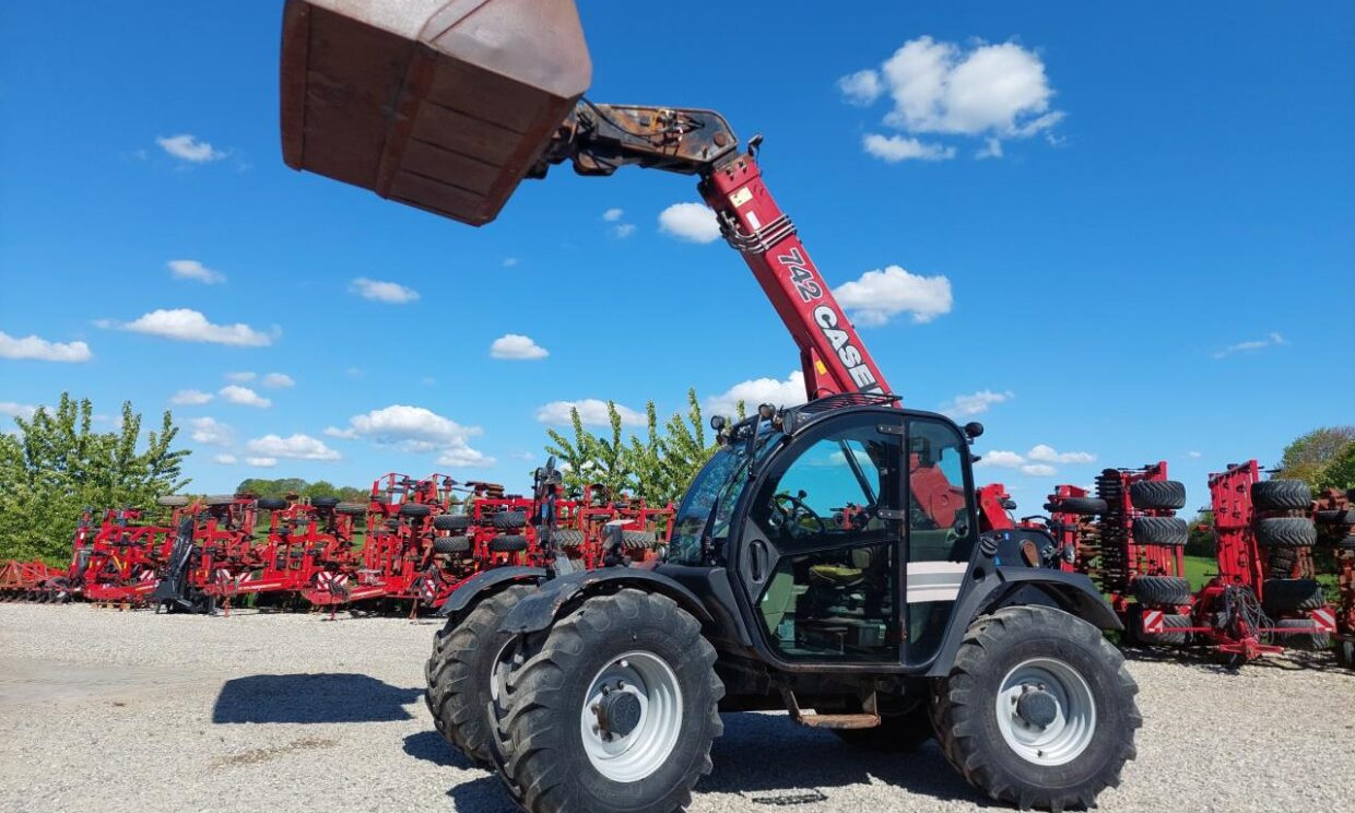 Case IH Farmlift 742 - آلة رفع ونقل تلسكوبية: صورة 2 Case IH Farmlift 742 - آلة رفع ونقل تلسكوبية: صورة 2