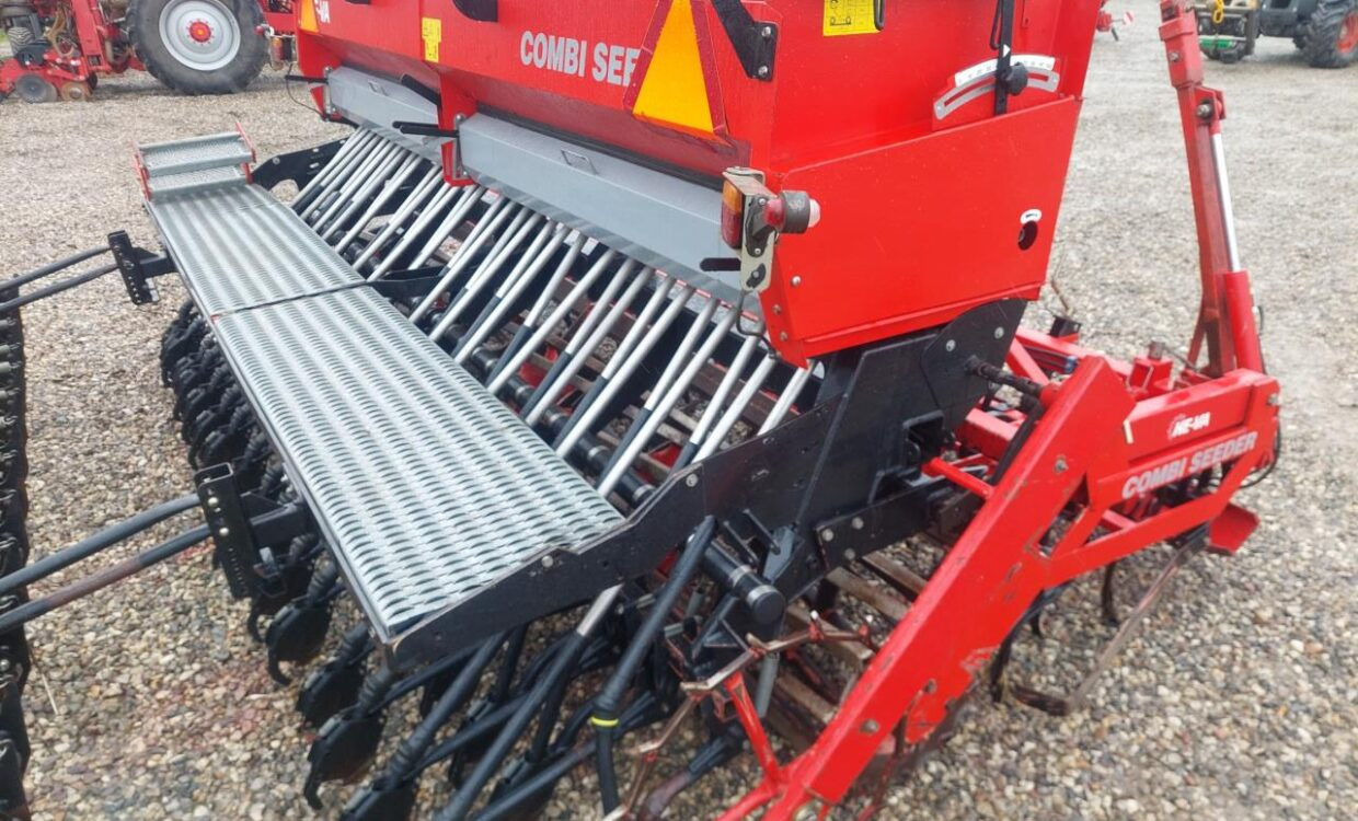 HE-VA COMBI SEEDER 4 M - آلة بذر الحصاد: صورة 5 HE-VA COMBI SEEDER 4 M - آلة بذر الحصاد: صورة 5