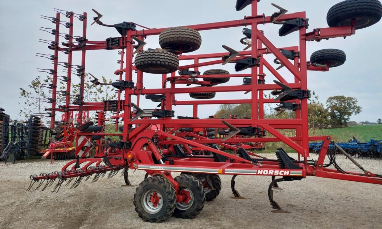 Horsch Terrano 8 FG - مسفلة تمهيد التربة: صورة 2 Horsch Terrano 8 FG - مسفلة تمهيد التربة: صورة 2