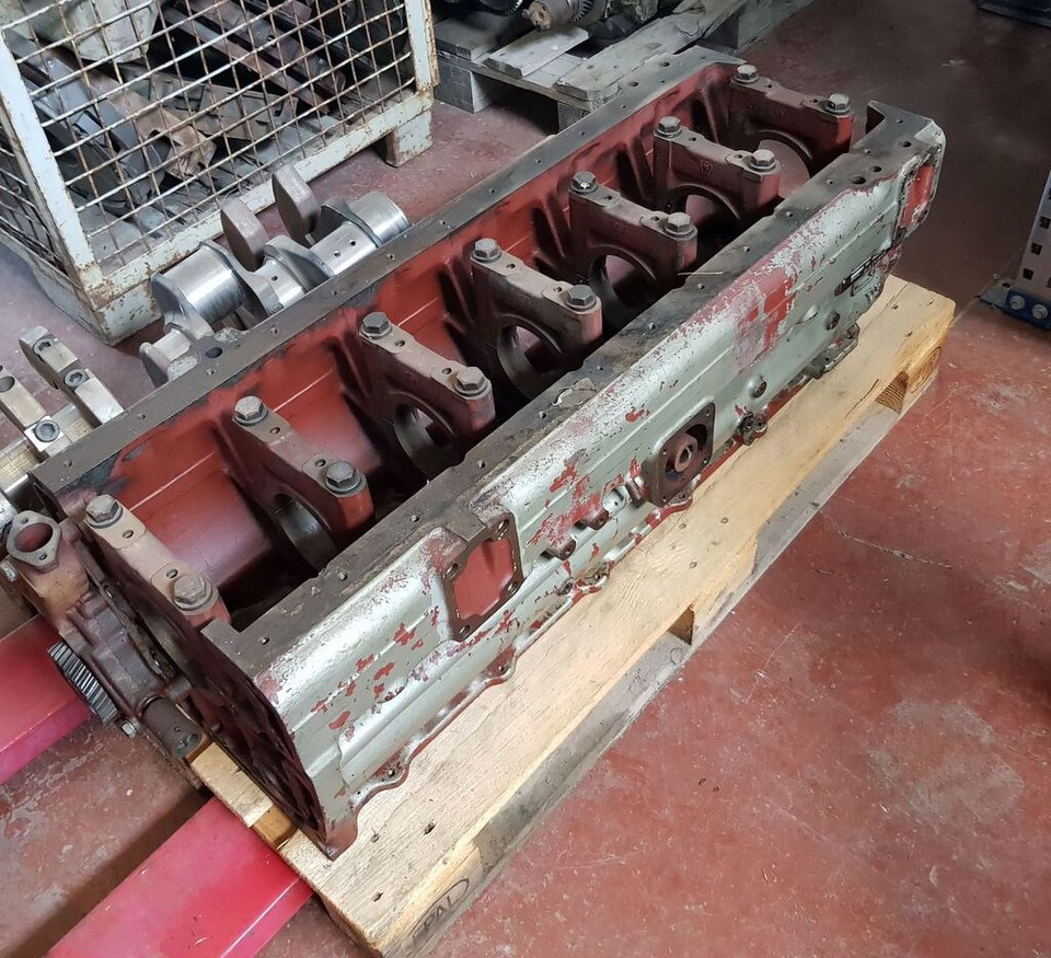 Deutz F6L 413 R 5 8865514 Deutz F6L 413 R - مجموعة الأسطوانة - شاحنة: صورة 1 Deutz F6L 413 R 5 8865514 Deutz F6L 413 R - مجموعة الأسطوانة - شاحنة: صورة 1