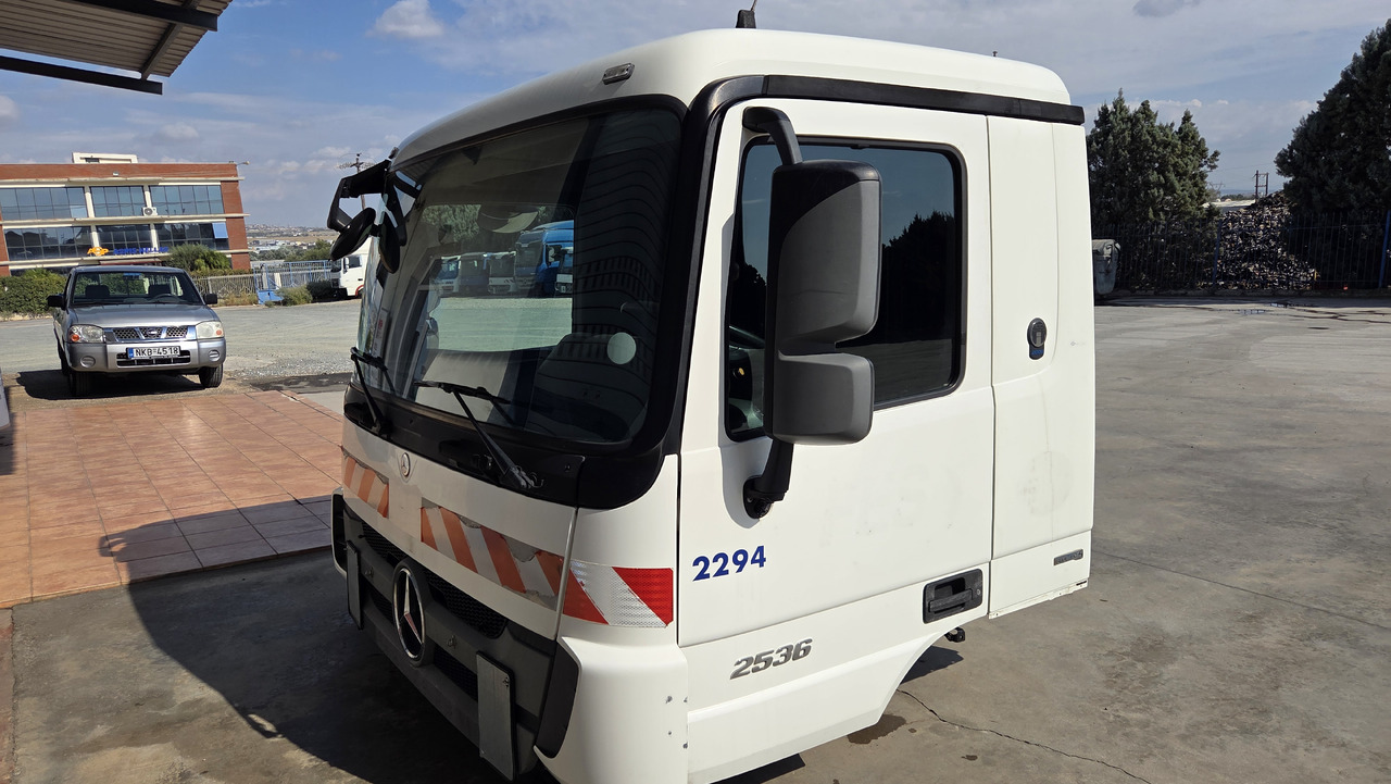 MERCEDES-BENZ ACTROS MP3 EURO 5 MEDIUM SIZE - كابينة: صورة 2 MERCEDES-BENZ ACTROS MP3 EURO 5 MEDIUM SIZE - كابينة: صورة 2