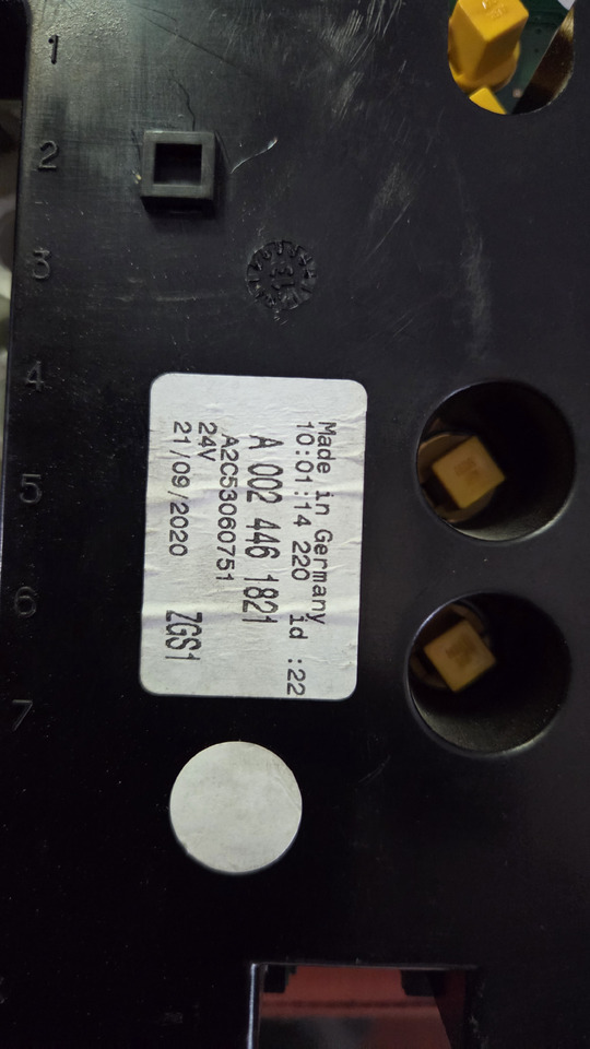 MERCEDES-BENZ INSTRUMENT PANEL MERCEDES ATEGO - لوحة العدادات - شاحنة: صورة 4 MERCEDES-BENZ INSTRUMENT PANEL MERCEDES ATEGO - لوحة العدادات - شاحنة: صورة 4