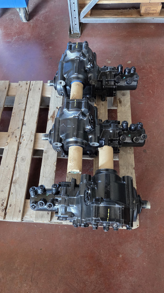 MERCEDES-BENZ POWER STEERING ACTROS - عجلة القيادة: صورة 1 MERCEDES-BENZ POWER STEERING ACTROS - عجلة القيادة: صورة 1