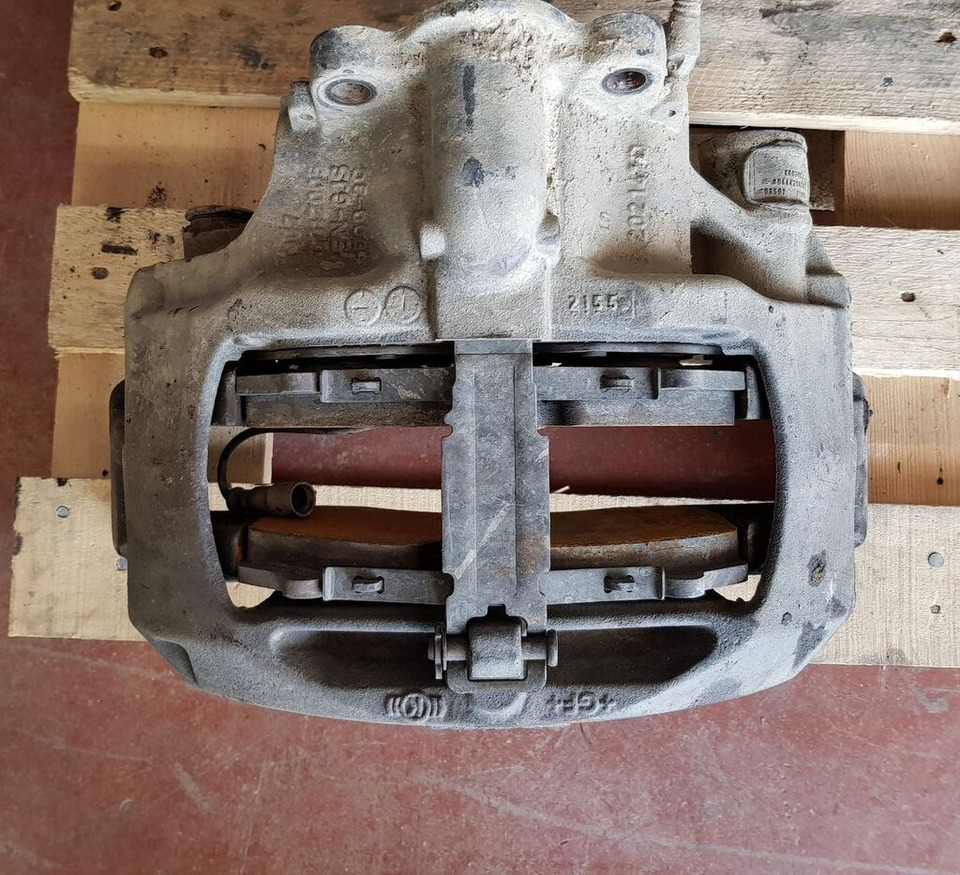 Mercedes-Benz ACTROS truck - فك الكابح - شاحنة: صورة 4 Mercedes-Benz ACTROS truck - فك الكابح - شاحنة: صورة 4