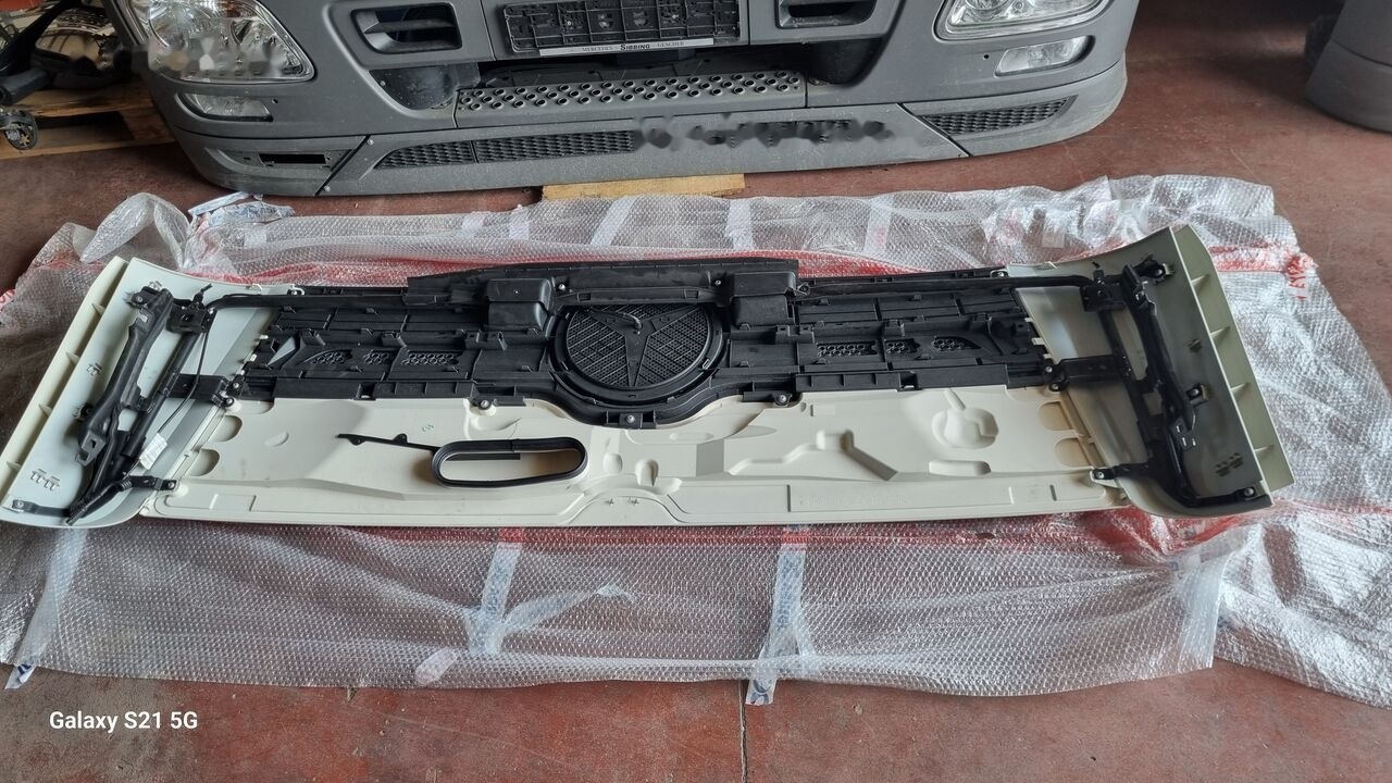 Mercedes-Benz MERCEDES ACTROS MP4 EURO 6 Mercedes-Benz ACTROS MP4 - غطاء السيارة - شاحنة: صورة 5 Mercedes-Benz MERCEDES ACTROS MP4 EURO 6 Mercedes-Benz ACTROS MP4 - غطاء السيارة - شاحنة: صورة 5