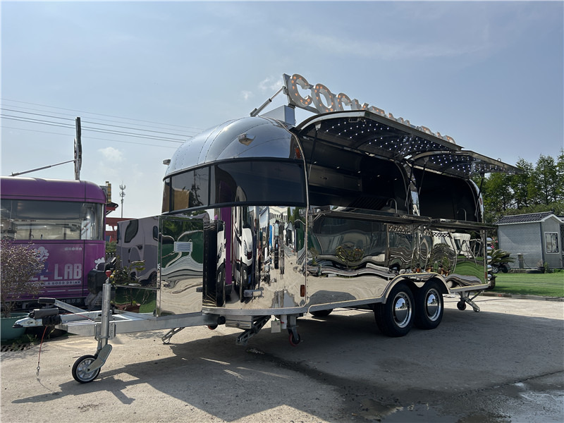 Cocktails Food Trailer Airstream Beer Food Truck - بيع مقطورة: صورة 2 Cocktails Food Trailer Airstream Beer Food Truck - بيع مقطورة: صورة 2