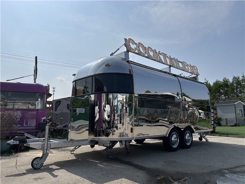 Cocktails Food Trailer Airstream Beer Food Truck - بيع مقطورة: صورة 5 Cocktails Food Trailer Airstream Beer Food Truck - بيع مقطورة: صورة 5