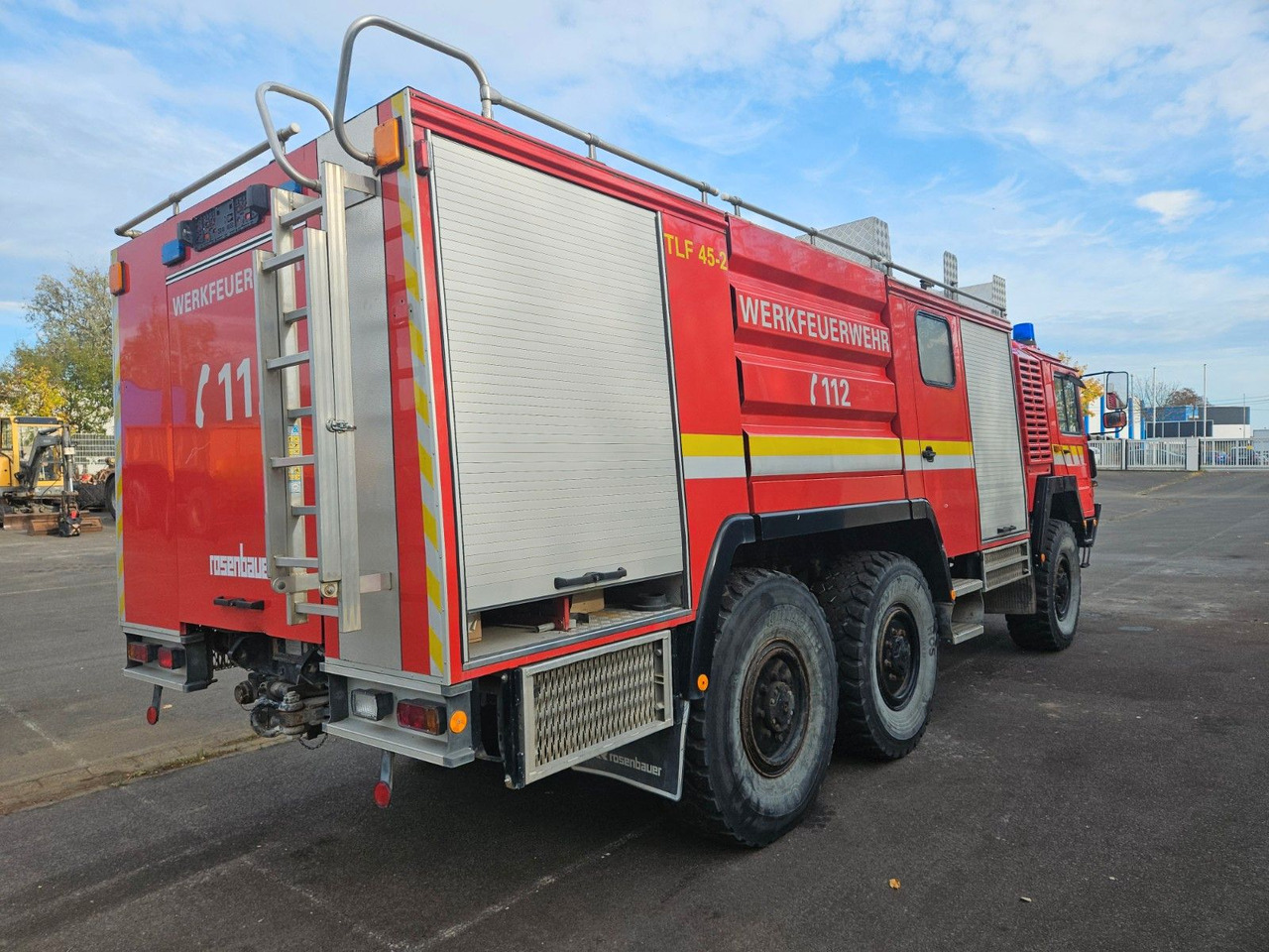 MAN KAT 6x6 Tanklöschfahrzeug - شاحنة صهريج: صورة 3 MAN KAT 6x6 Tanklöschfahrzeug - شاحنة صهريج: صورة 3