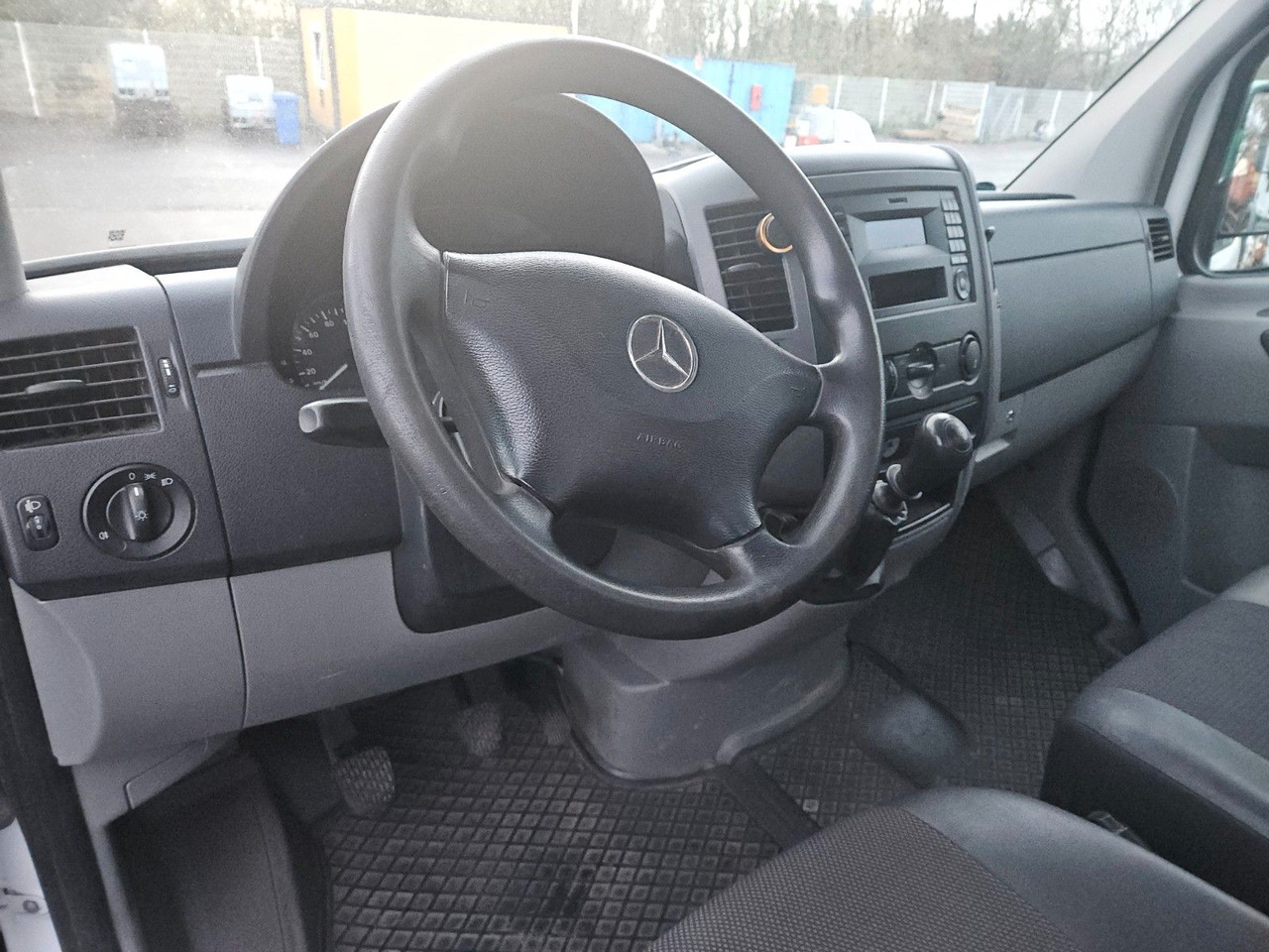 Mercedes-Benz Sprinter II Pritsche 314 CDI - شاحنة توصيل مفتوحة: صورة 4 Mercedes-Benz Sprinter II Pritsche 314 CDI - شاحنة توصيل مفتوحة: صورة 4