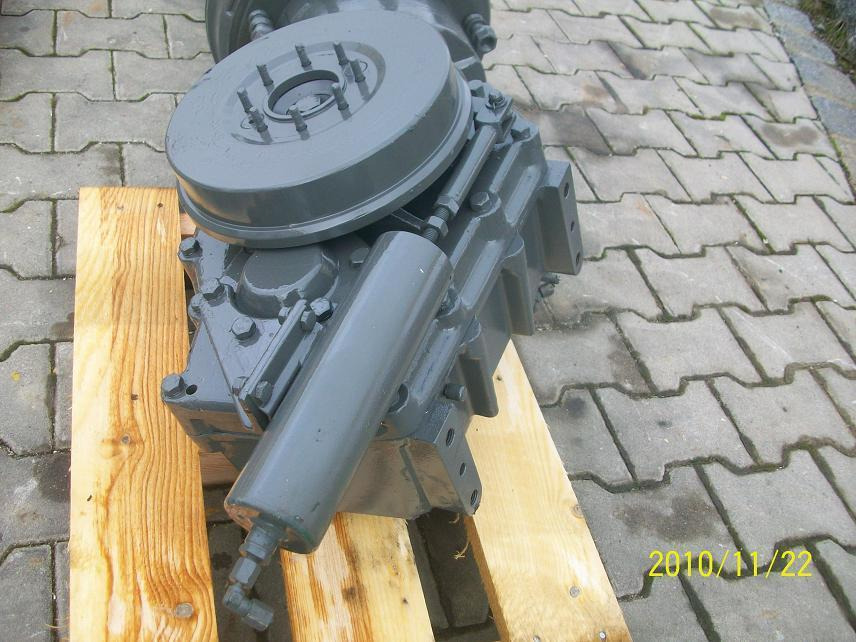 Atlas 1304 - نقل الحركة - آلات الإنشاء: صورة 2 Atlas 1304 - نقل الحركة - آلات الإنشاء: صورة 2