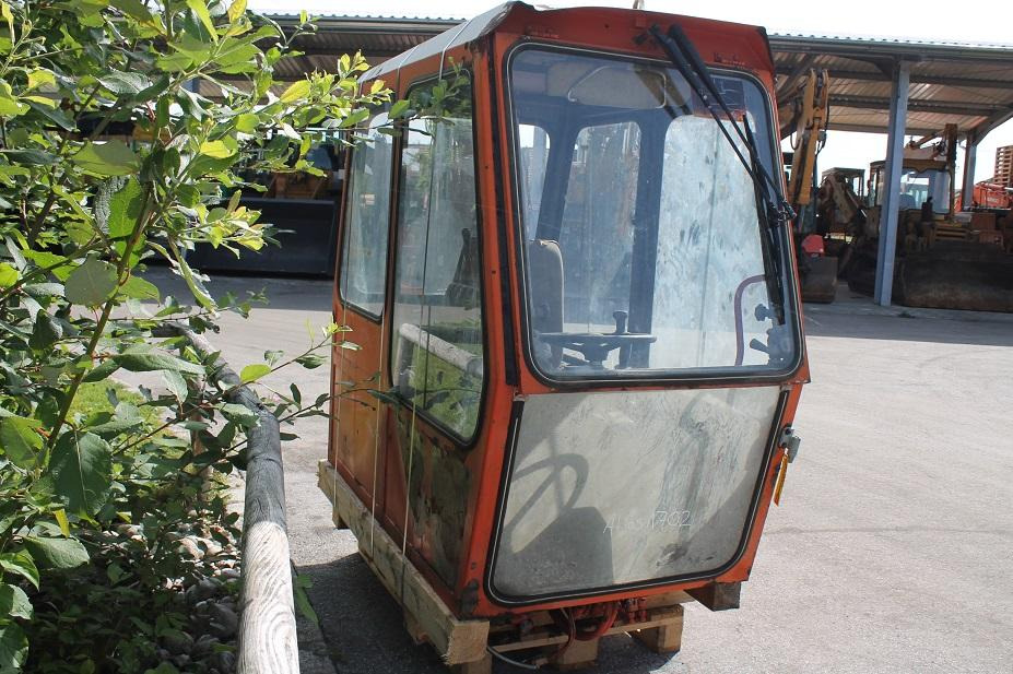 Atlas 1702D - كابينة - آلات الإنشاء: صورة 5 Atlas 1702D - كابينة - آلات الإنشاء: صورة 5