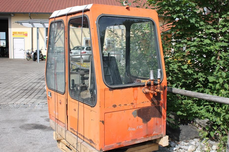 Atlas 1702D - كابينة - آلات الإنشاء: صورة 3 Atlas 1702D - كابينة - آلات الإنشاء: صورة 3