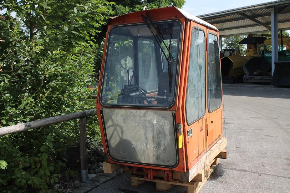 Atlas 1702D - كابينة - آلات الإنشاء: صورة 2 Atlas 1702D - كابينة - آلات الإنشاء: صورة 2