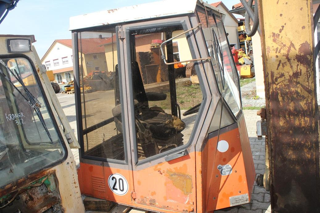 Atlas AR 51, AR 52 - كابينة - آلات الإنشاء: صورة 5 Atlas AR 51, AR 52 - كابينة - آلات الإنشاء: صورة 5