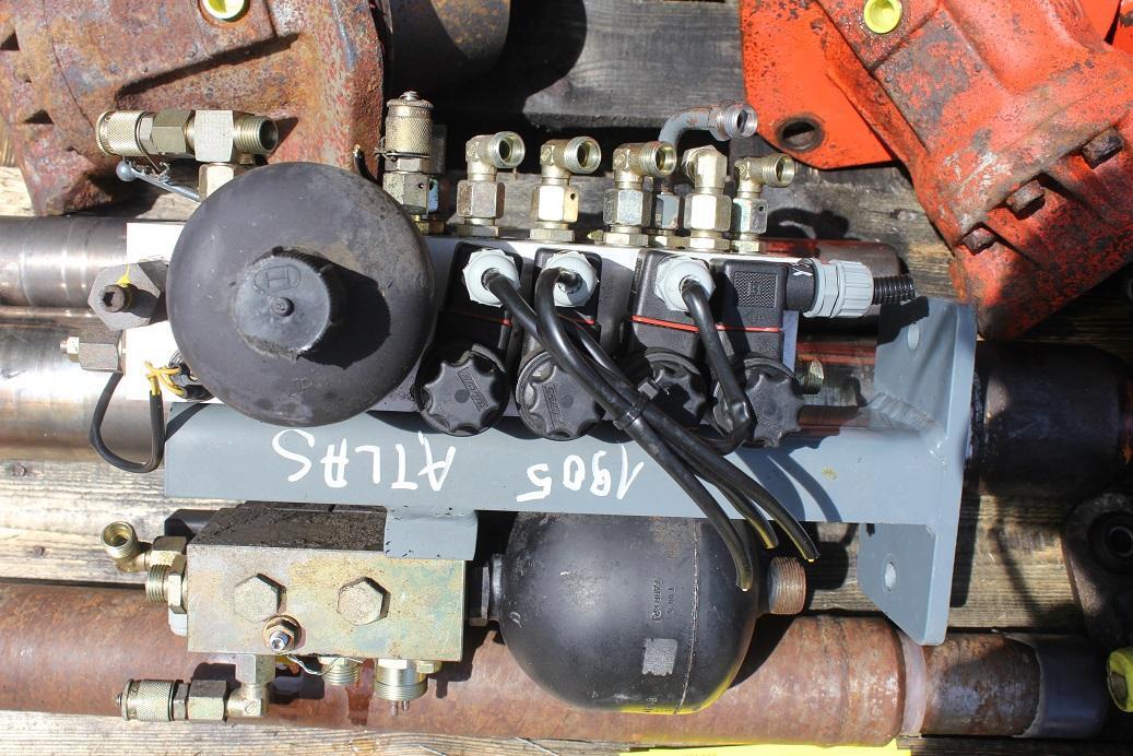 Atlas Terex 1905 M - صمام هيدروليكي - آلات الإنشاء: صورة 4 Atlas Terex 1905 M - صمام هيدروليكي - آلات الإنشاء: صورة 4