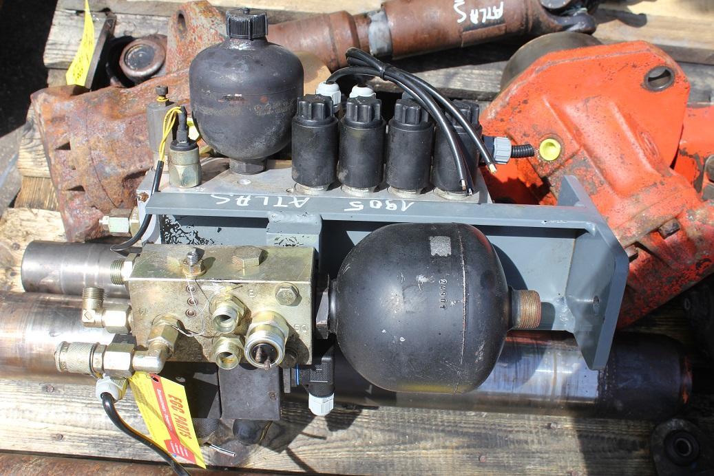 Atlas Terex 1905 M - صمام هيدروليكي - آلات الإنشاء: صورة 1 Atlas Terex 1905 M - صمام هيدروليكي - آلات الإنشاء: صورة 1