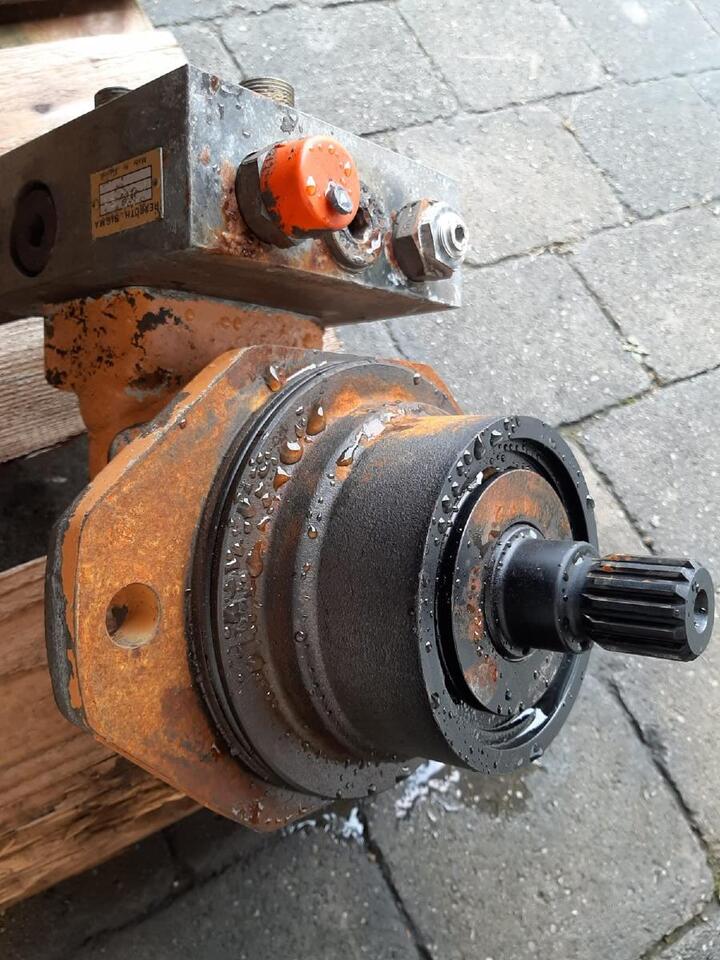 Case Voac aus 788 LC - موتور هيدروليكي - آلات الإنشاء: صورة 4 Case Voac aus 788 LC - موتور هيدروليكي - آلات الإنشاء: صورة 4