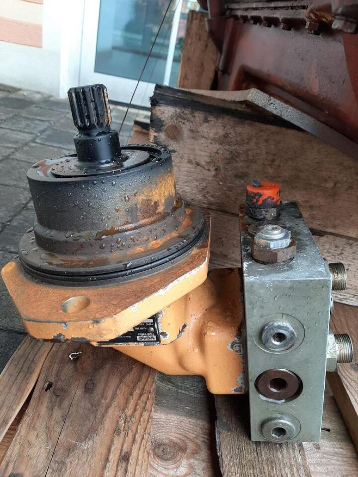 Case Voac aus 788 LC - موتور هيدروليكي - آلات الإنشاء: صورة 2 Case Voac aus 788 LC - موتور هيدروليكي - آلات الإنشاء: صورة 2