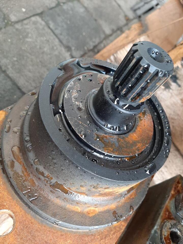 Case Voac aus 788 LC - موتور هيدروليكي - آلات الإنشاء: صورة 3 Case Voac aus 788 LC - موتور هيدروليكي - آلات الإنشاء: صورة 3