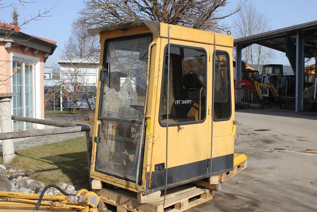 Caterpillar 206 BFT - كابينة - آلات الإنشاء: صورة 1 Caterpillar 206 BFT - كابينة - آلات الإنشاء: صورة 1