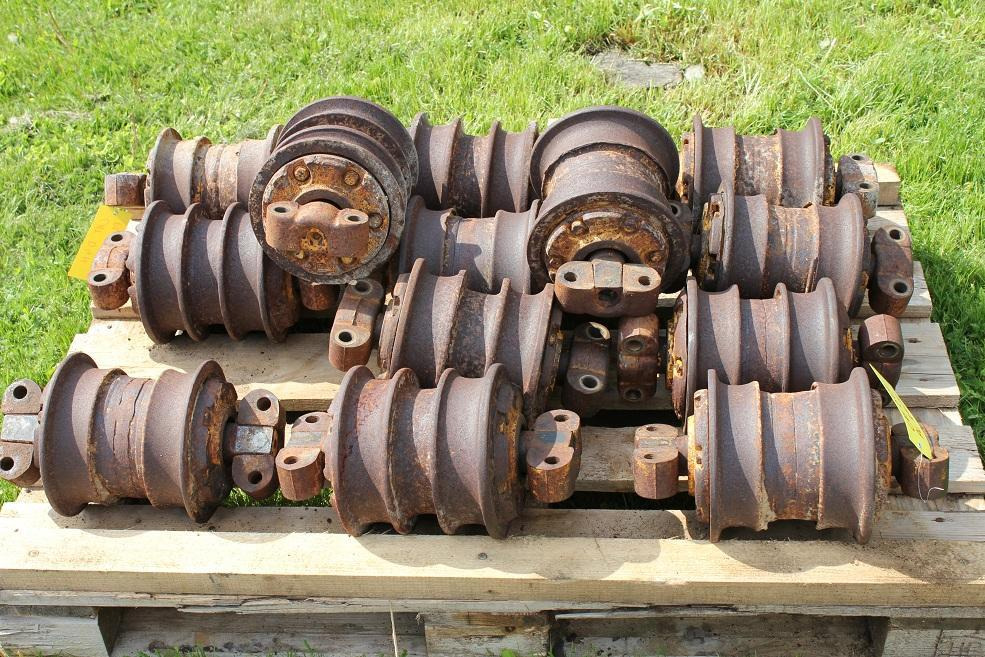 Caterpillar D 4-H - بكرة الجنزير - آلات الإنشاء: صورة 3 Caterpillar D 4-H - بكرة الجنزير - آلات الإنشاء: صورة 3