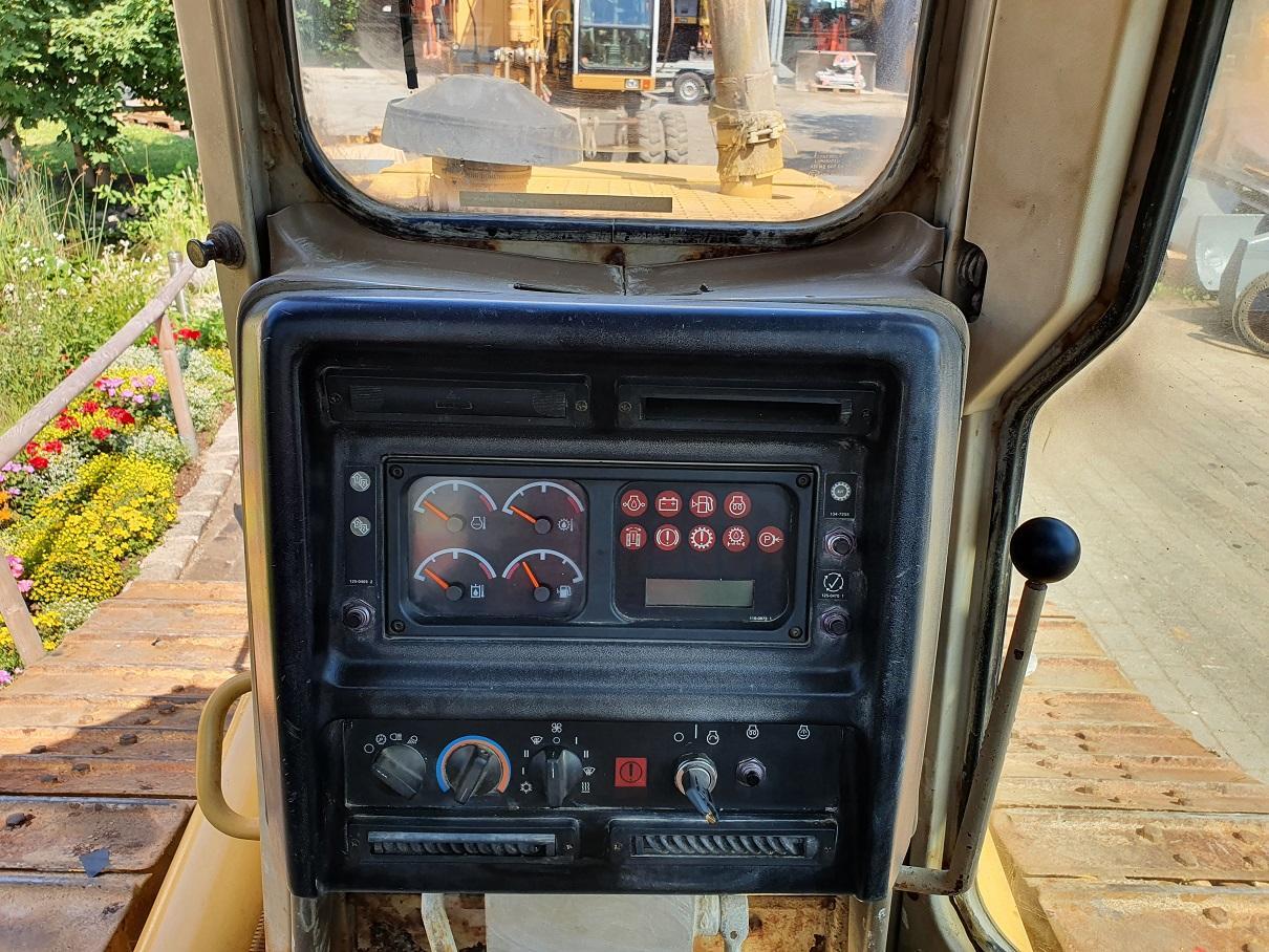 Caterpillar D6M LGP - بلدوزر: صورة 4 Caterpillar D6M LGP - بلدوزر: صورة 4