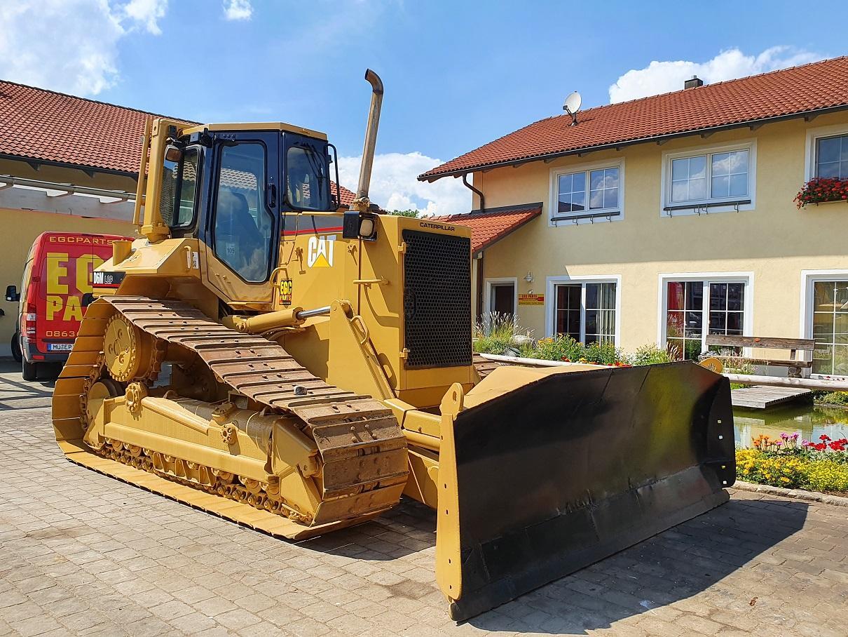 Caterpillar D6M LGP - بلدوزر: صورة 1 Caterpillar D6M LGP - بلدوزر: صورة 1