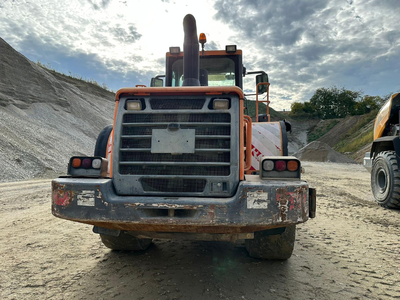 Doosan DL 300 - اللودر بعجل: صورة 5 Doosan DL 300 - اللودر بعجل: صورة 5