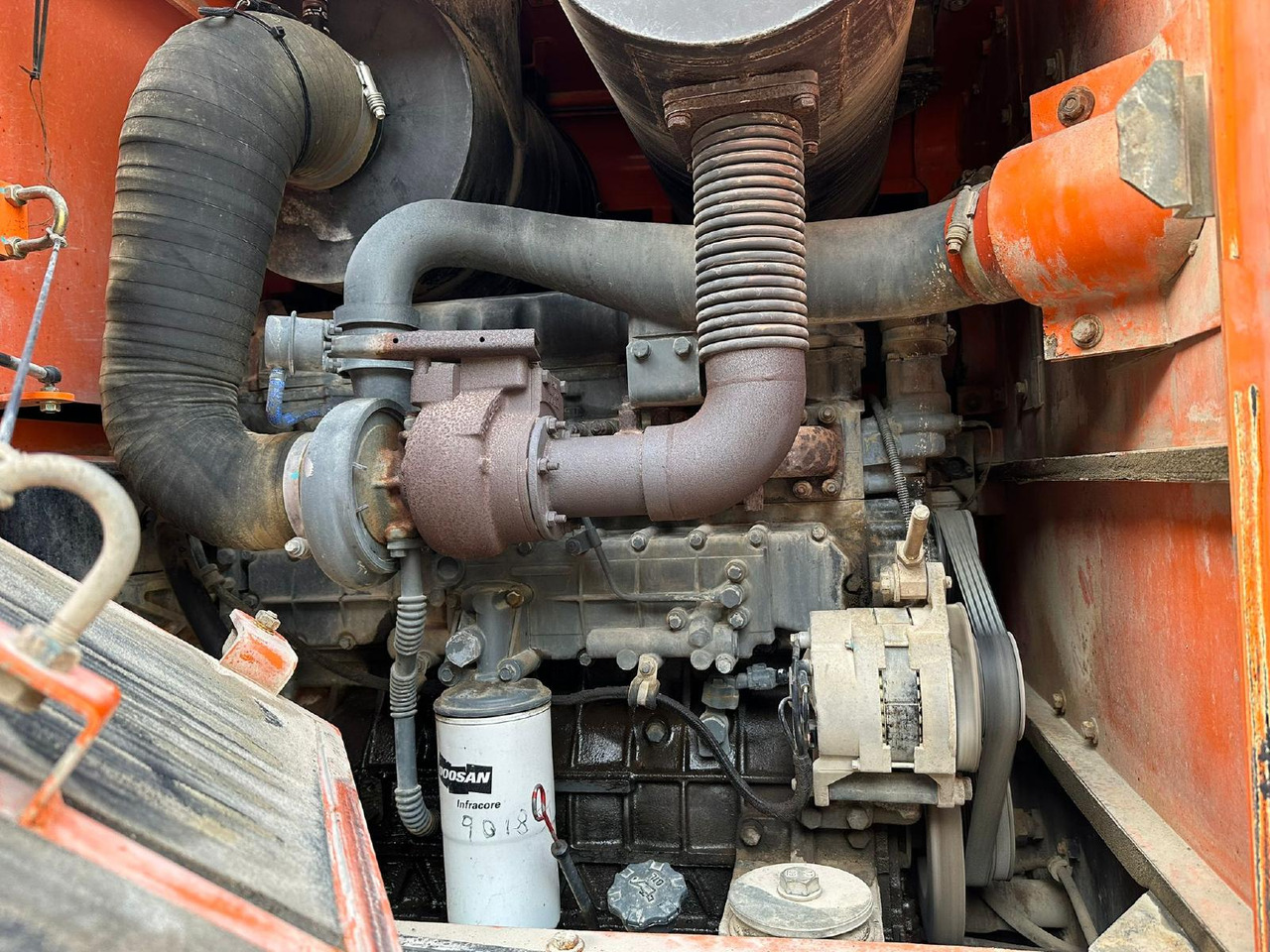 Doosan DL 300 - اللودر بعجل: صورة 3 Doosan DL 300 - اللودر بعجل: صورة 3