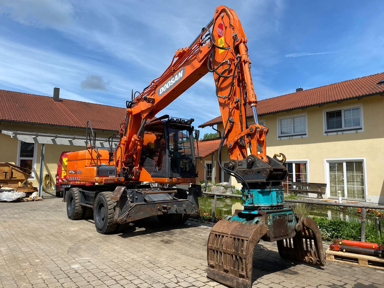Doosan DX 170 W - حفار ذو عجلات: صورة 2 Doosan DX 170 W - حفار ذو عجلات: صورة 2