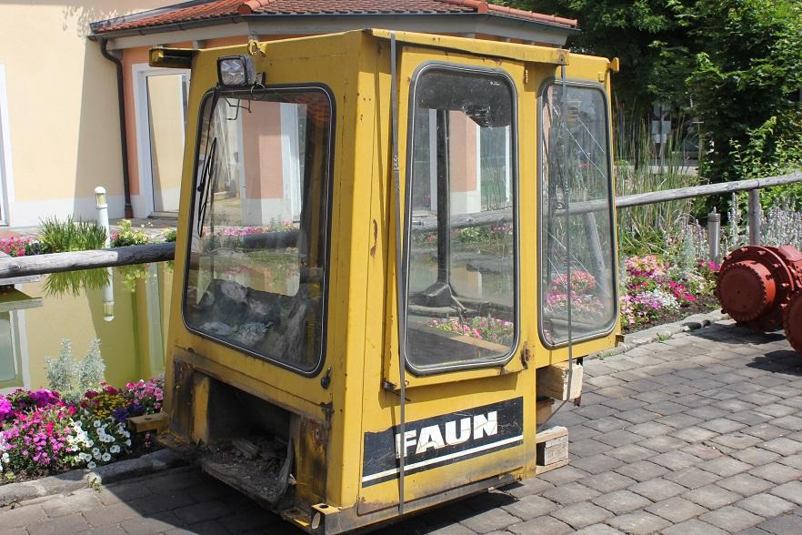 Faun F 1310 - كابينة - آلات الإنشاء: صورة 1 Faun F 1310 - كابينة - آلات الإنشاء: صورة 1