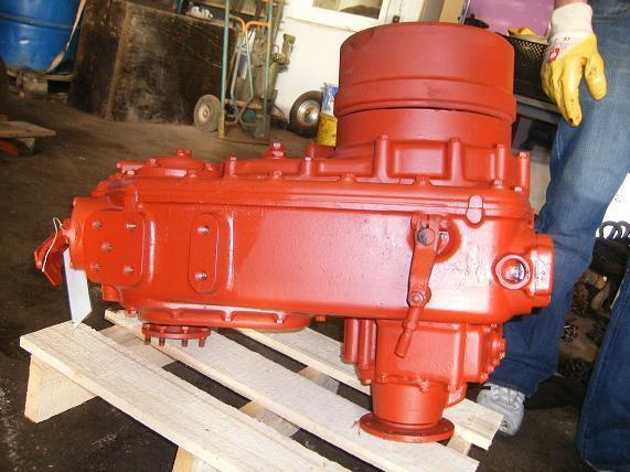 Hanomag B 8 B - صندوق التروس - آلات الإنشاء: صورة 5 Hanomag B 8 B - صندوق التروس - آلات الإنشاء: صورة 5