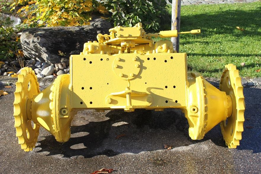 Komatsu D21 - محرك السفر - آلات الإنشاء: صورة 4 Komatsu D21 - محرك السفر - آلات الإنشاء: صورة 4