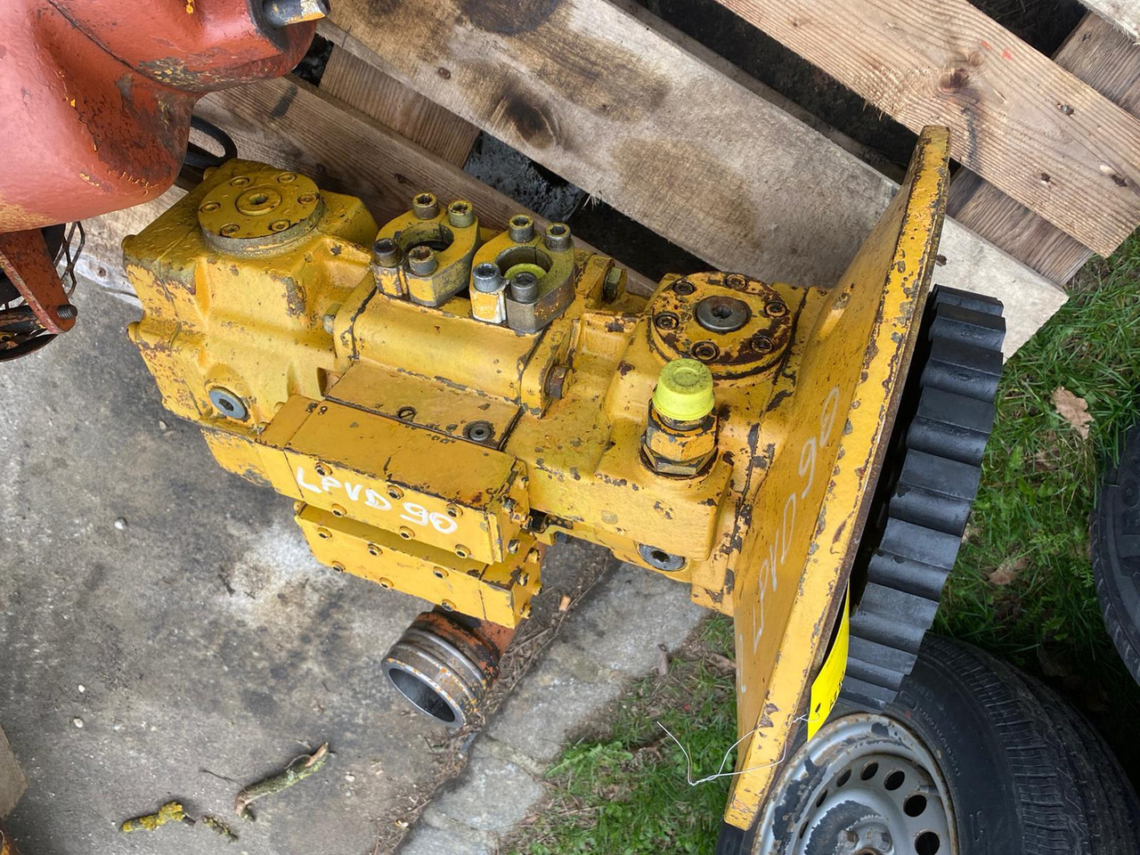 Liebherr LPVD 90 aus R932 - مضخة هيدروليكية - آلات الإنشاء: صورة 3 Liebherr LPVD 90 aus R932 - مضخة هيدروليكية - آلات الإنشاء: صورة 3