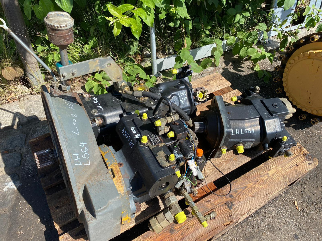 Liebherr PVG 350, A4VG 125 aus L 574 - مضخة هيدروليكية - آلات الإنشاء: صورة 2 Liebherr PVG 350, A4VG 125 aus L 574 - مضخة هيدروليكية - آلات الإنشاء: صورة 2