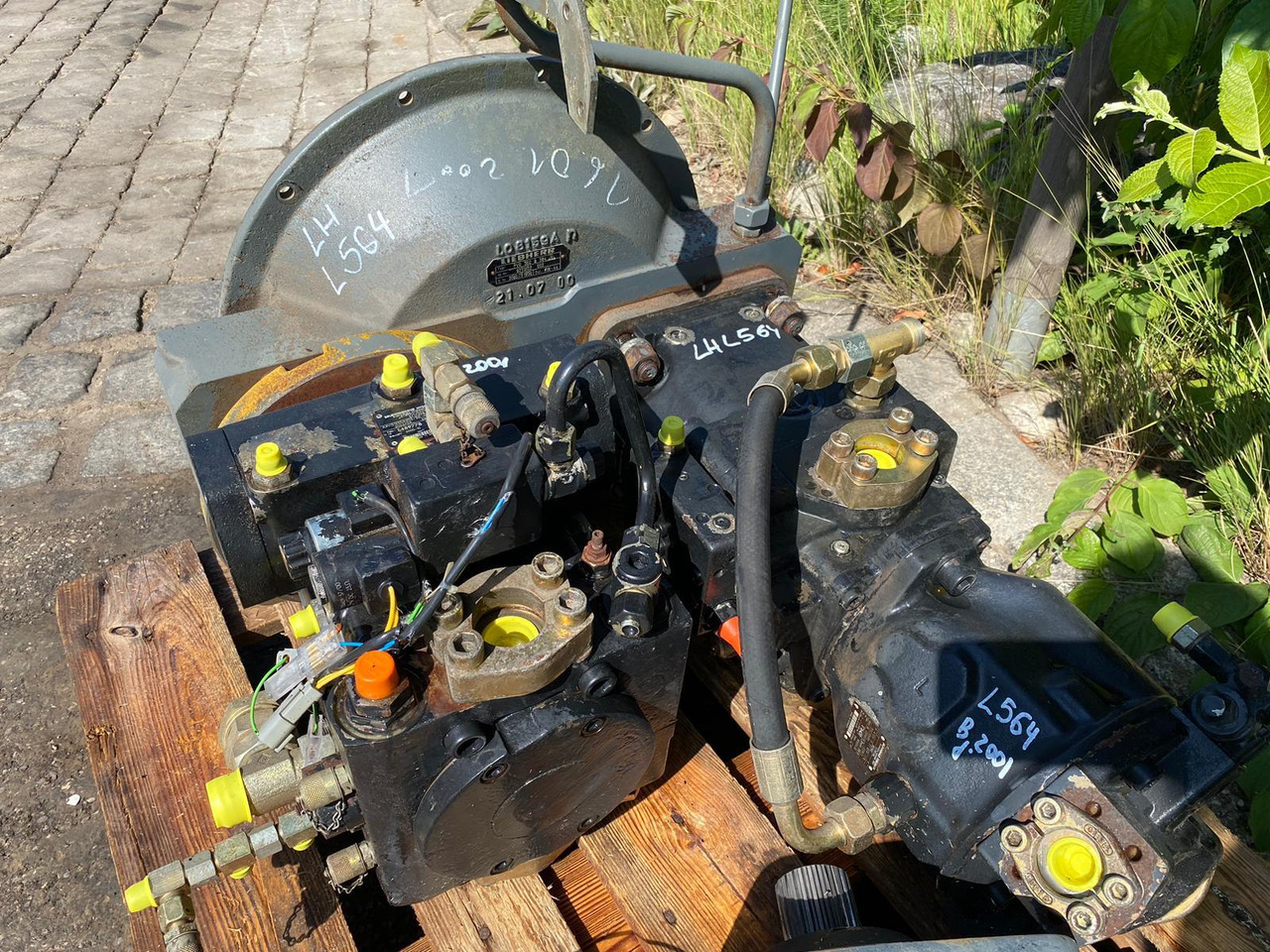 Liebherr PVG 350, A4VG 125 aus L 574 - مضخة هيدروليكية - آلات الإنشاء: صورة 3 Liebherr PVG 350, A4VG 125 aus L 574 - مضخة هيدروليكية - آلات الإنشاء: صورة 3