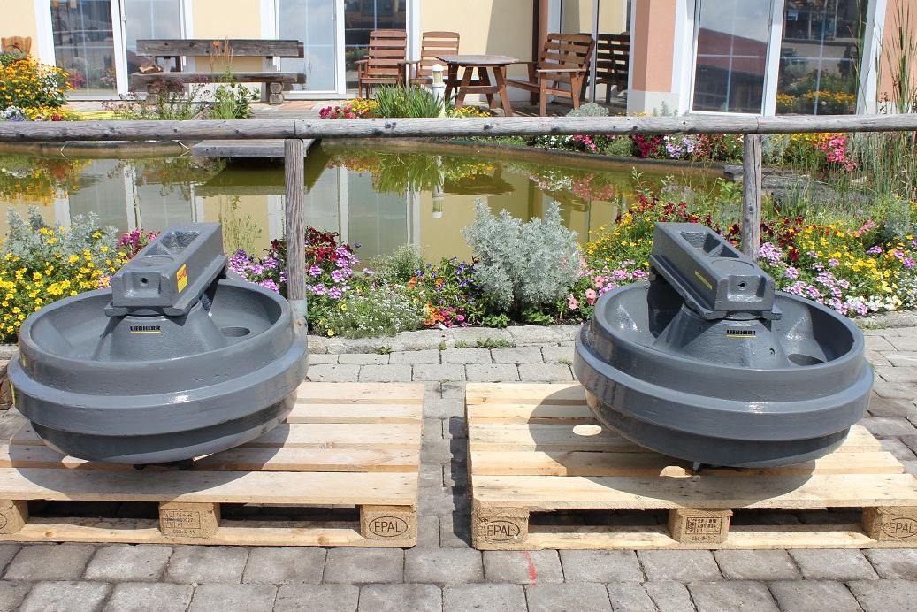 Liebherr R 974 - أجزاء الهيكل السفلي - آلات الإنشاء: صورة 5 Liebherr R 974 - أجزاء الهيكل السفلي - آلات الإنشاء: صورة 5