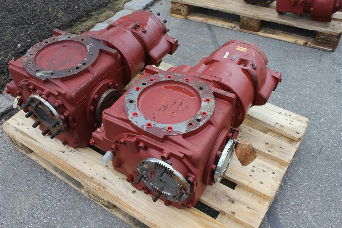 Moxy ZF CK Z7 - صندوق التروس - آلات الإنشاء: صورة 1 Moxy ZF CK Z7 - صندوق التروس - آلات الإنشاء: صورة 1