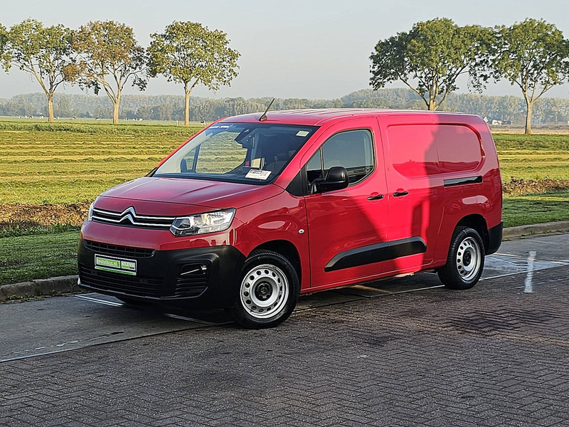 Citroën Berlingo 1.2 XL 130 AUT. 34 dkm. - شاحنة بصندوق مغلق: صورة 2 Citroën Berlingo 1.2 XL 130 AUT. 34 dkm. - شاحنة بصندوق مغلق: صورة 2