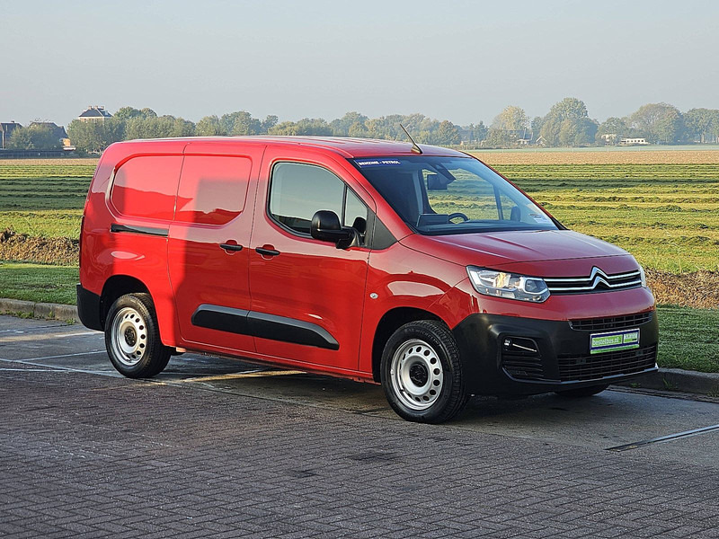 Citroën Berlingo 1.2 XL 130 AUT. 34 dkm. - شاحنة بصندوق مغلق: صورة 4 Citroën Berlingo 1.2 XL 130 AUT. 34 dkm. - شاحنة بصندوق مغلق: صورة 4
