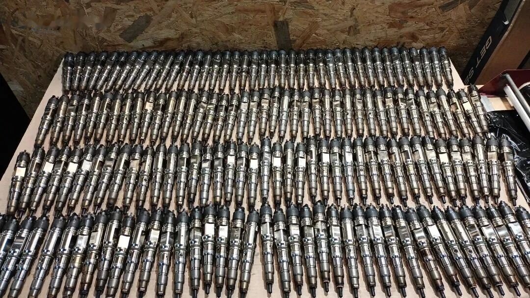 Bosch 0445124056 MAN truck - حاقن - شاحنة: صورة 1 Bosch 0445124056 MAN truck - حاقن - شاحنة: صورة 1