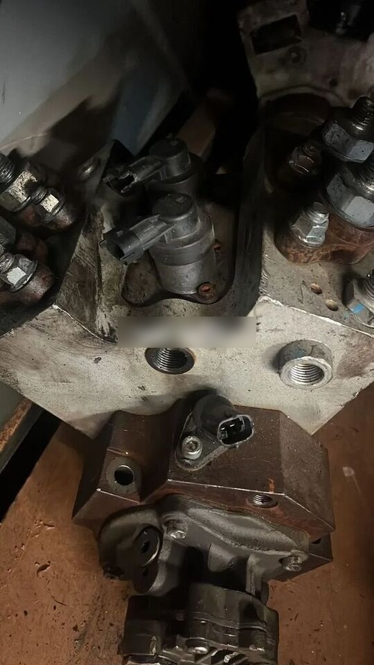 Bosch Pompa Wysokiego Ciśnienia MAN "V" MAN 51.11103-7762 F00BC0 51.11103-7762 truck - مضخة الوقود - شاحنة: صورة 4 Bosch Pompa Wysokiego Ciśnienia MAN "V" MAN 51.11103-7762 F00BC0 51.11103-7762 truck - مضخة الوقود - شاحنة: صورة 4