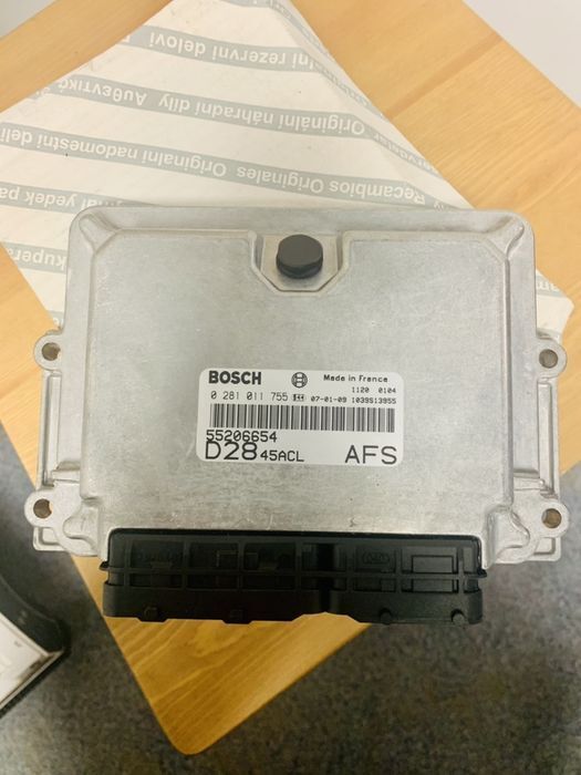 Bosch Sterownik Silnika Engine Control Ducato 2.8 HDI 281011755 for FIAT Ducato Boxer Jumper 2.8HDI 2000 - 2006 Oryginał NOWY commercial vehicle - وحدة إي سي يو - شاحنة توصيل مغلقة: صورة 5 Bosch Sterownik Silnika Engine Control Ducato 2.8 HDI 281011755 for FIAT Ducato Boxer Jumper 2.8HDI 2000 - 2006 Oryginał NOWY commercial vehicle - وحدة إي سي يو - شاحنة توصيل مغلقة: صورة 5