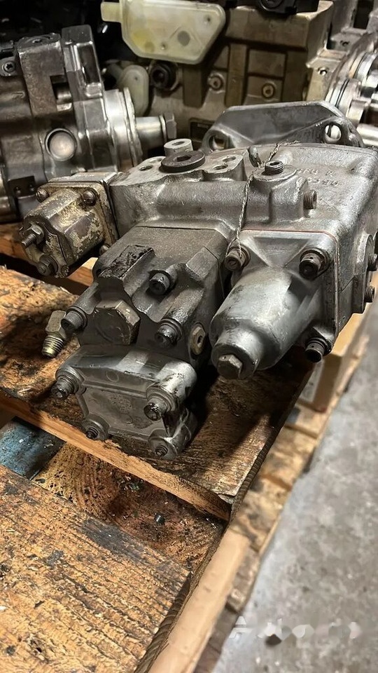 Cummins Wtryskowa 3028302 Cummins truck - مضخة الوقود - شاحنة: صورة 1 Cummins Wtryskowa 3028302 Cummins truck - مضخة الوقود - شاحنة: صورة 1
