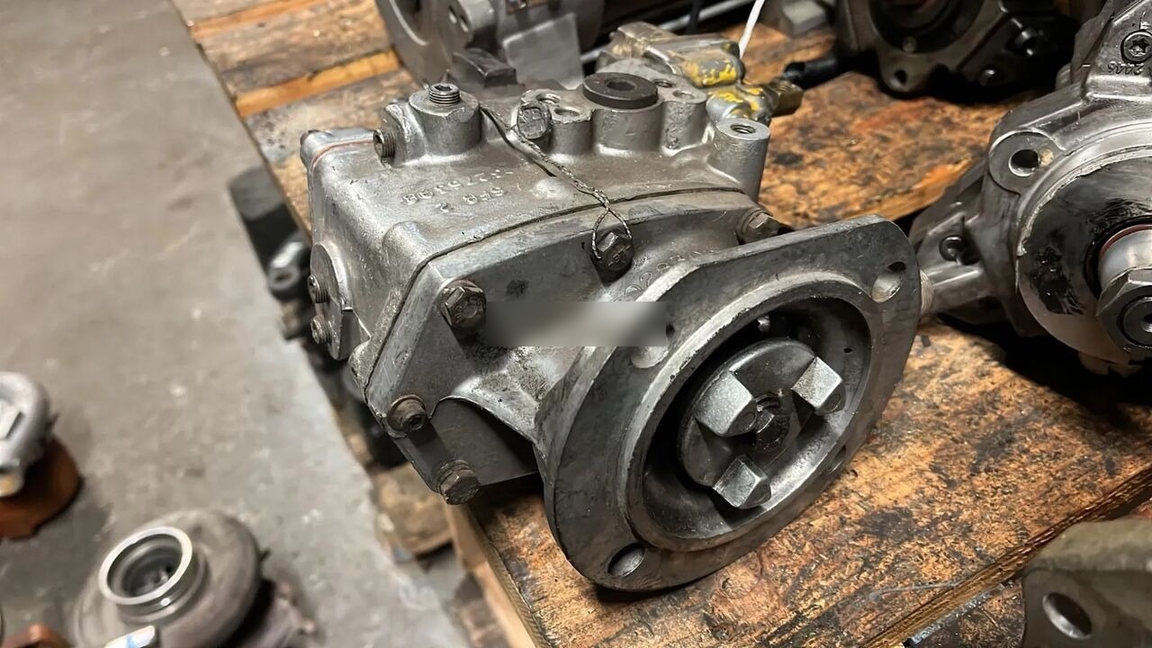 Cummins Wtryskowa 3028302 Cummins truck - مضخة الوقود - شاحنة: صورة 2 Cummins Wtryskowa 3028302 Cummins truck - مضخة الوقود - شاحنة: صورة 2