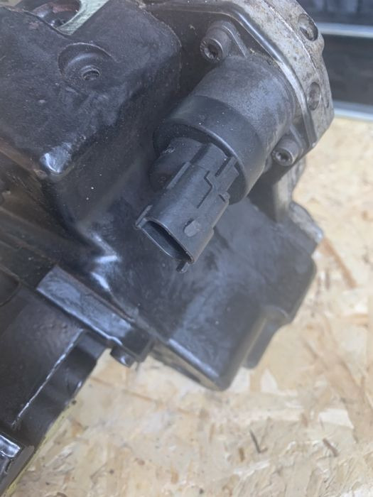 MAN Pompa wtryskowa CR 0445.020.208 regeneracja diesel hurt częś - مضخة الوقود - شاحنة: صورة 2 MAN Pompa wtryskowa CR 0445.020.208 regeneracja diesel hurt częś - مضخة الوقود - شاحنة: صورة 2