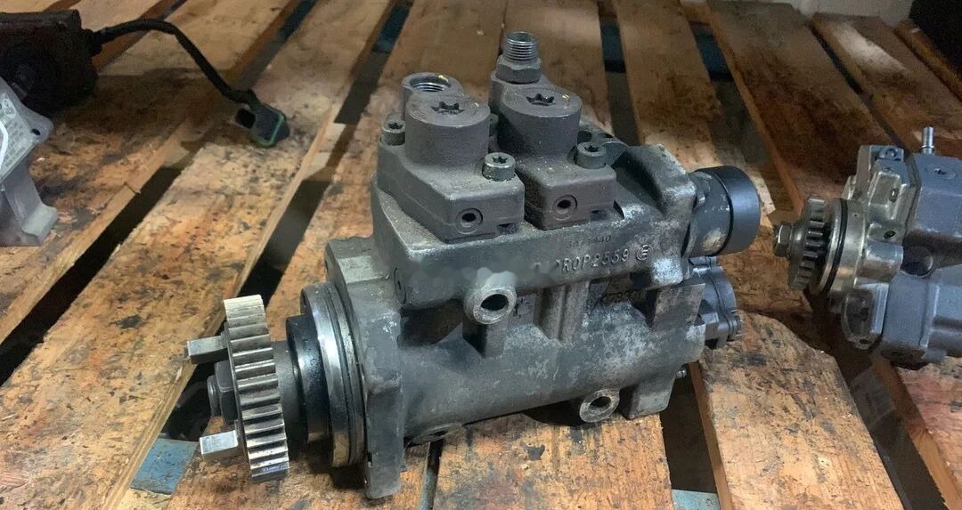 Mercedes-Benz MERCEDES ACTROS MP4 0445020236 Mercedes-Benz - مضخة الوقود - شاحنة: صورة 1 Mercedes-Benz MERCEDES ACTROS MP4 0445020236 Mercedes-Benz - مضخة الوقود - شاحنة: صورة 1