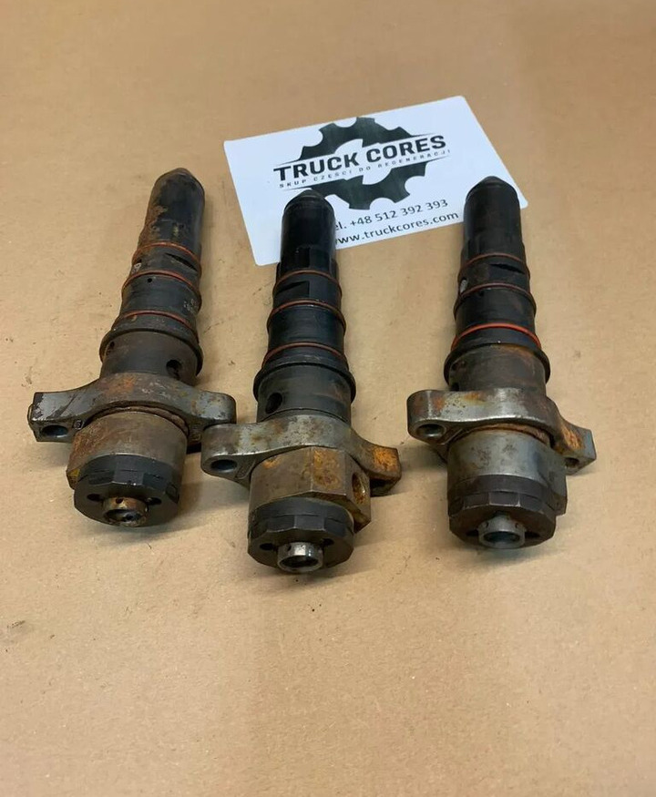 Paliwa Cummins STC 3076130 KTA19 3076130 - حاقن - شاحنة: صورة 1 Paliwa Cummins STC 3076130 KTA19 3076130 - حاقن - شاحنة: صورة 1