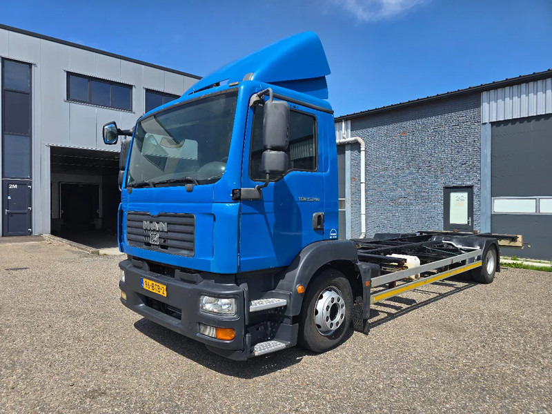 MAN TGM 15.240 TGM BDF - ناقلة حاويات/ شاحنة حاويات: صورة 1 MAN TGM 15.240 TGM BDF - ناقلة حاويات/ شاحنة حاويات: صورة 1
